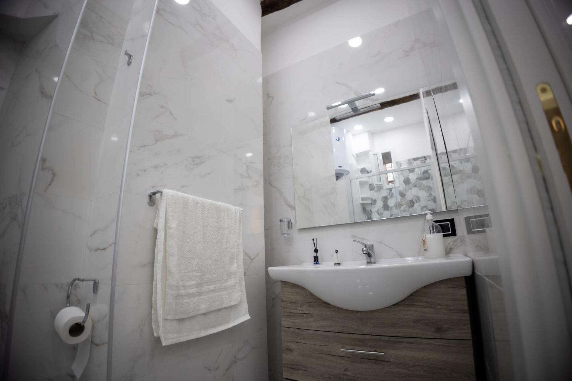 Royal Spaccanapoli Appartement Buitenkant foto